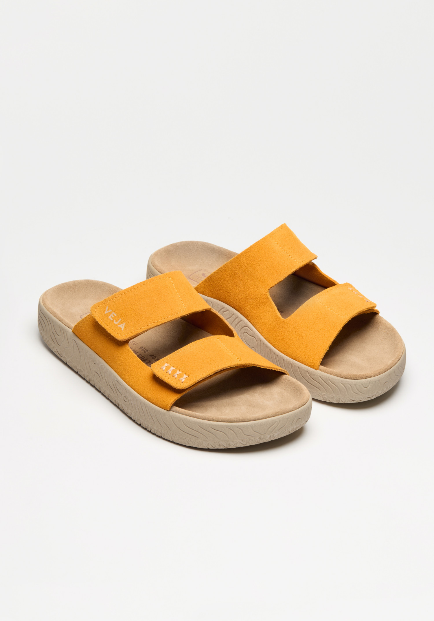 Veja Sandalen Etna Suede Soft Safran Almond Almond