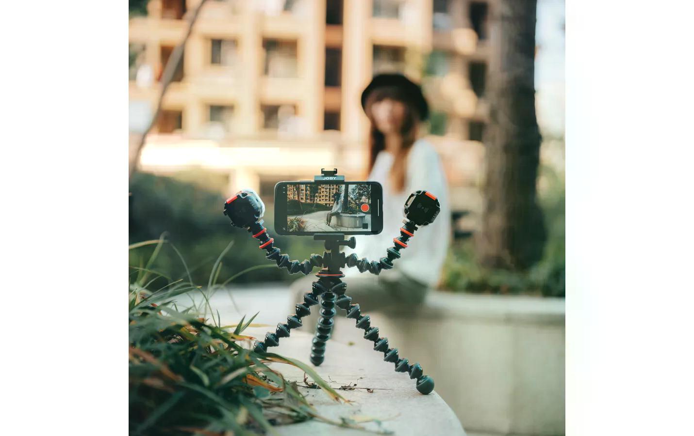 Videoleuchte Beamo Mini LEDEntwickelt für alle Content-Ersteller, die viel auf Reisen sind und unterwegs einen professionellen Look für Ihre Aufnahmen benötigen