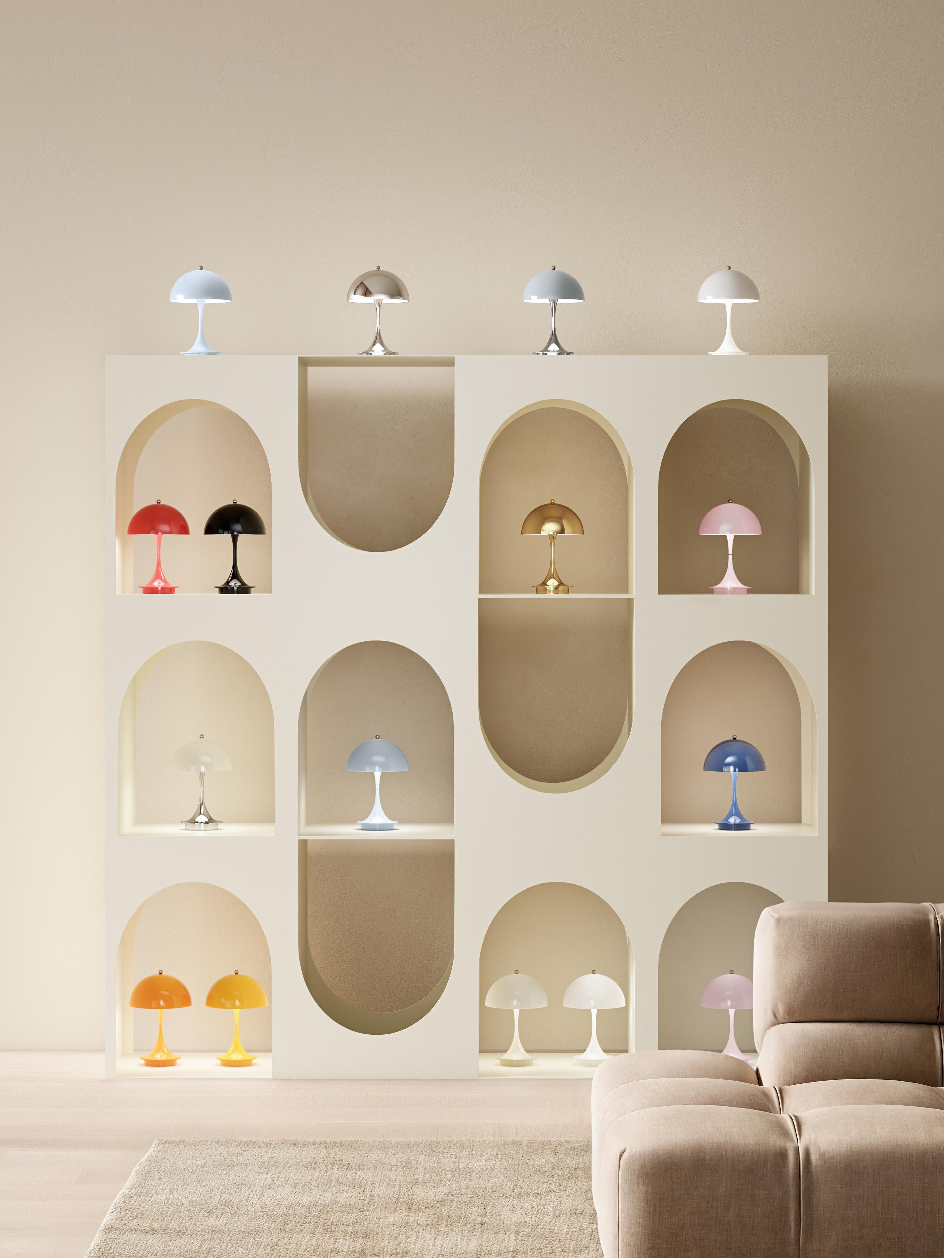 Draagbare dimbare LED tafellamp Panthella 160, design Verner Panton