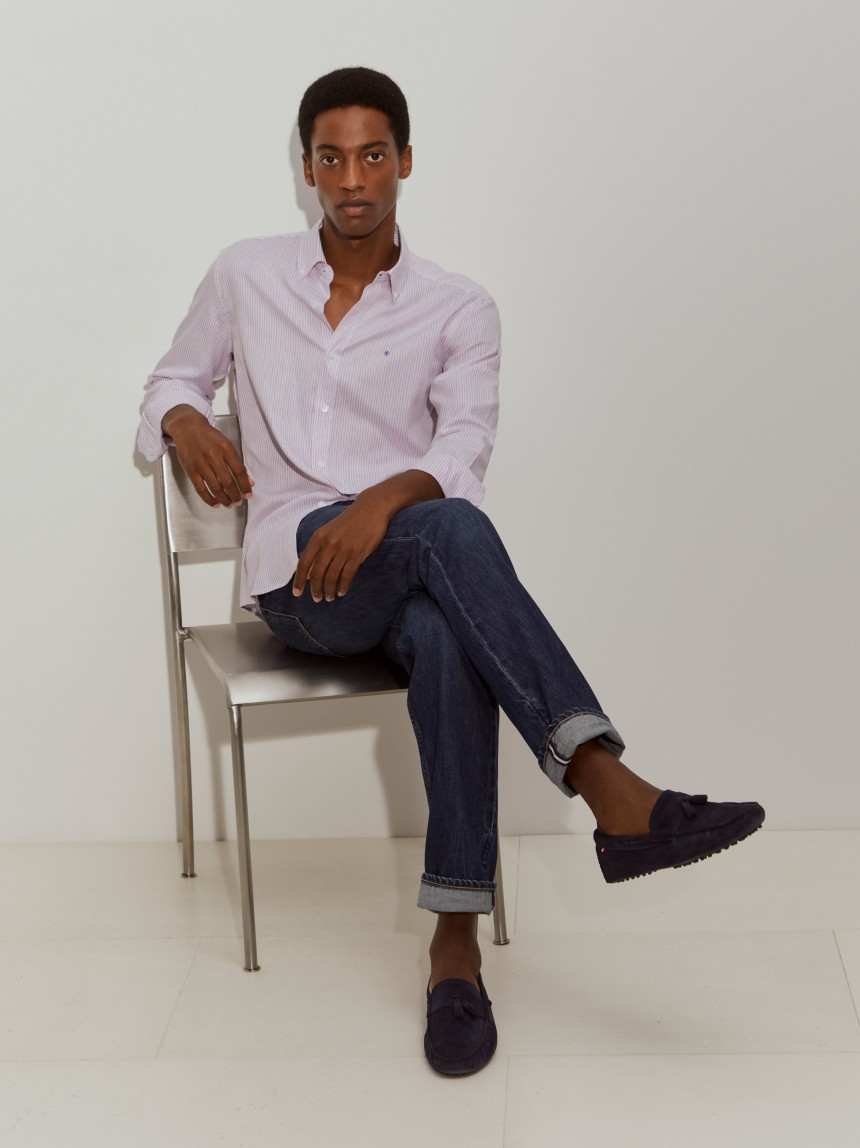Camisa slim fit às riscas em algodão e liocel