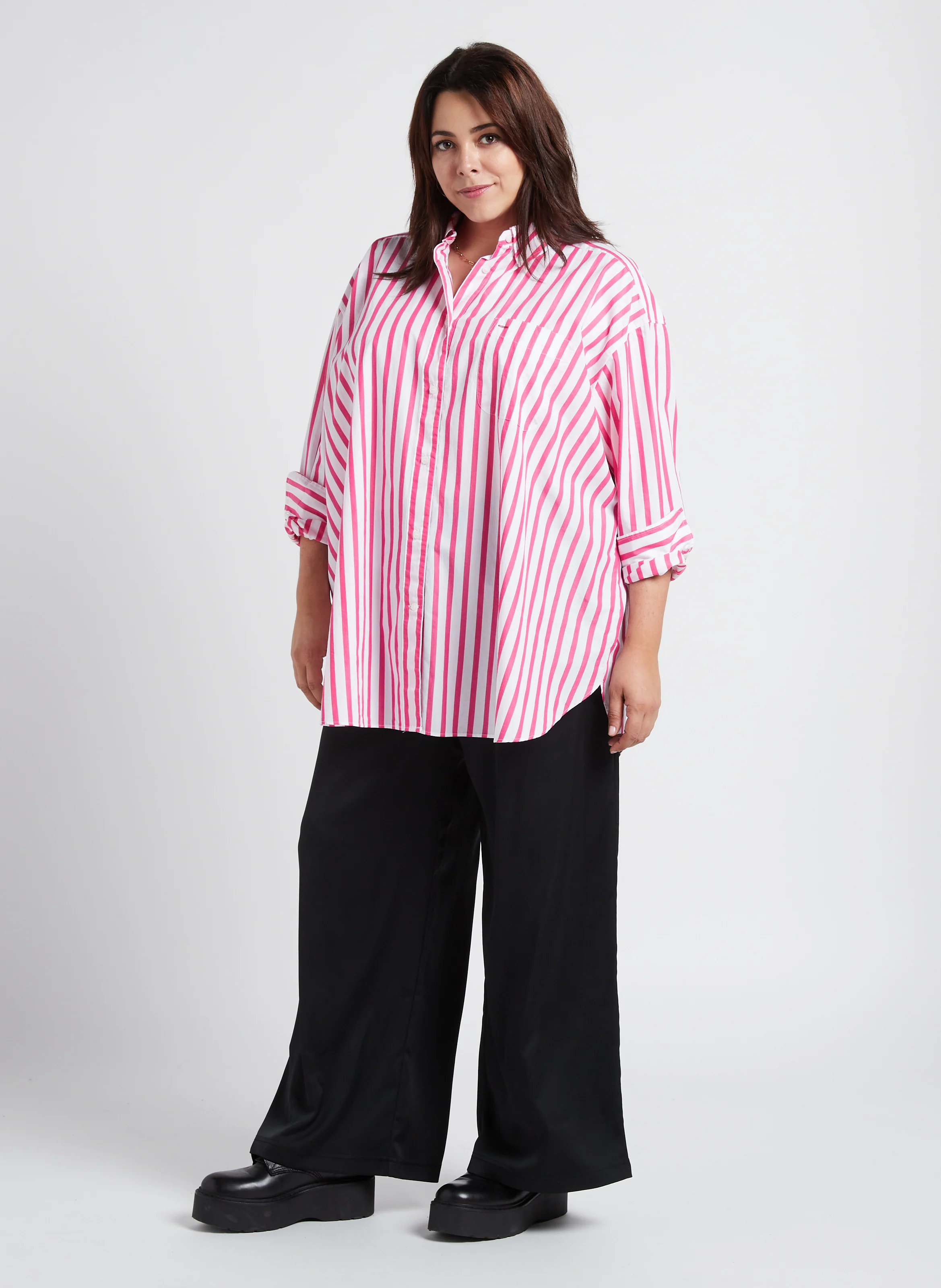 KAY - Pantalon droit taille haute en satin | Noir