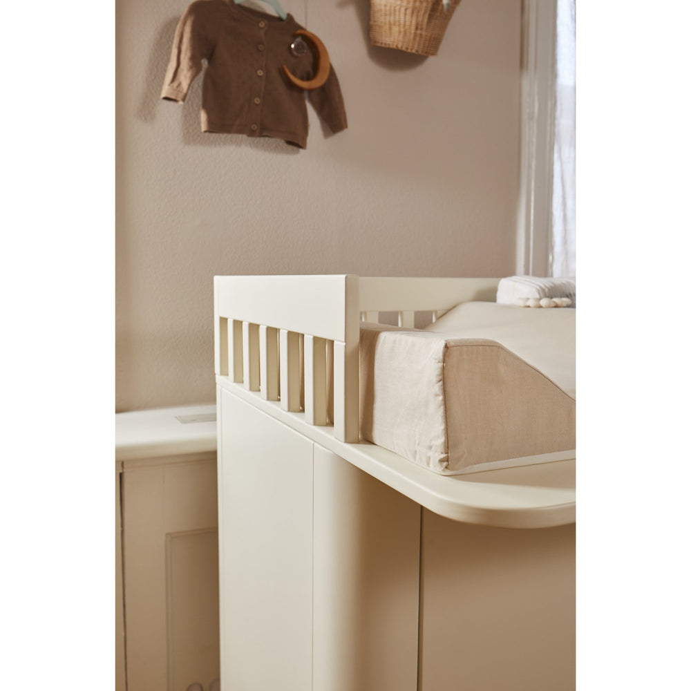 Køb FLEXA Creme White Nova Puslebord