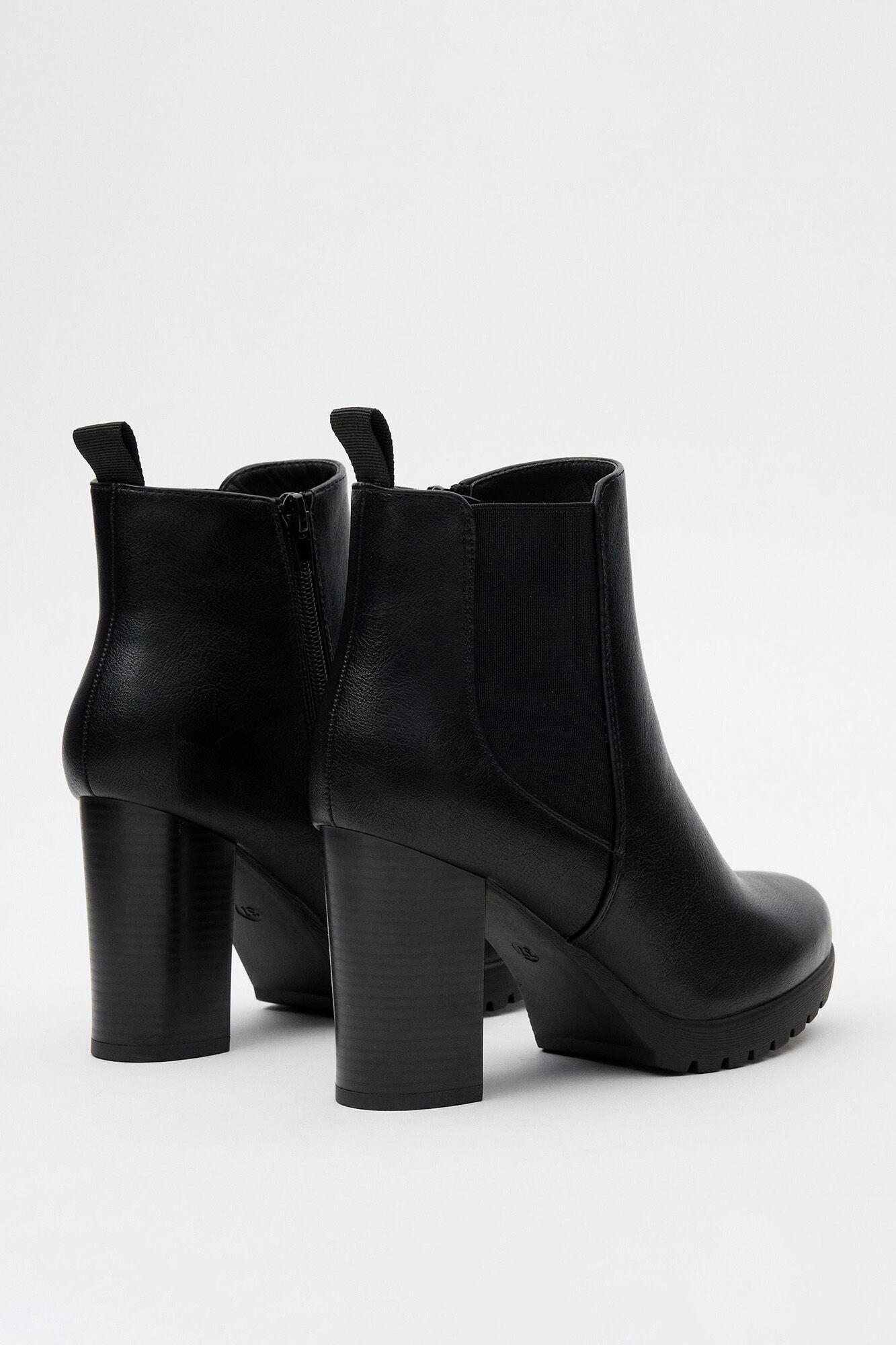 Bota de cano curto com elástico alto, tamanho 9 cm