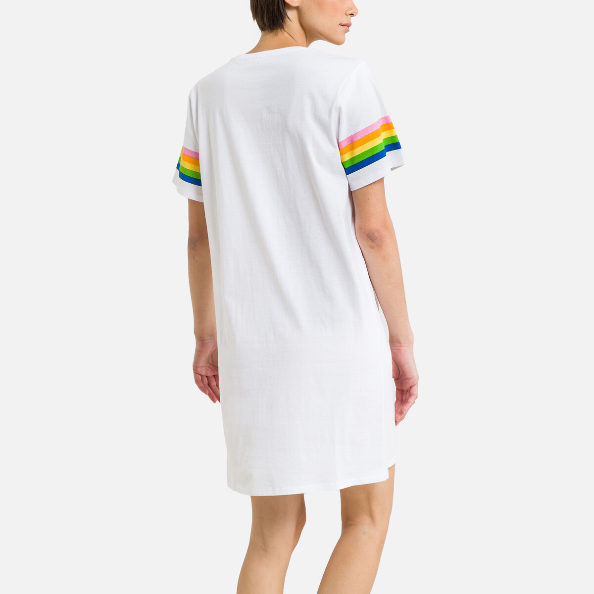 LES BISOUNOURS<br>T-shirt grande com mangas curtas Les bisounours