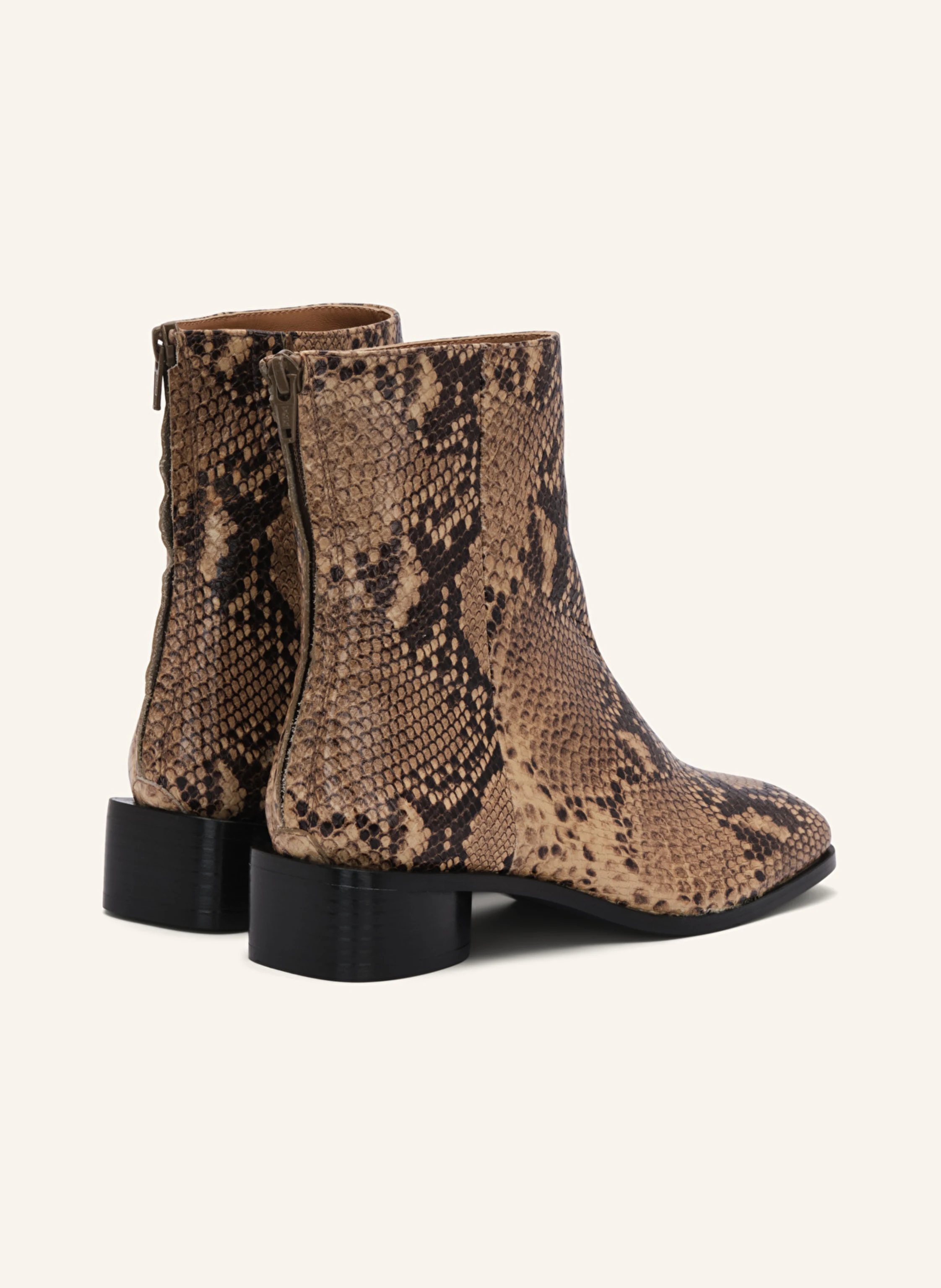 LOTTUSSE Stiefelette PARIS