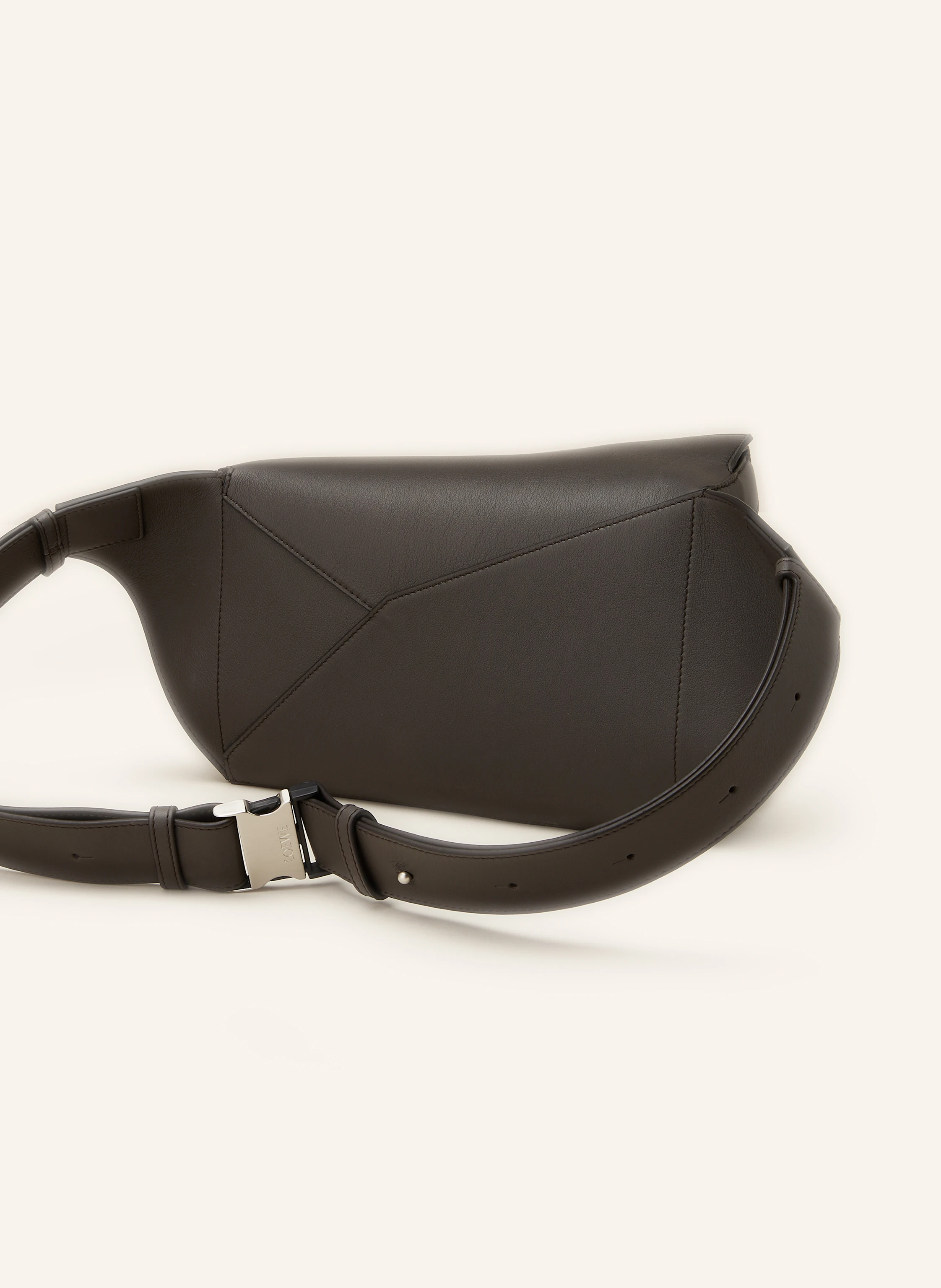 LOEWE Gürteltasche PUZZLE EDGE