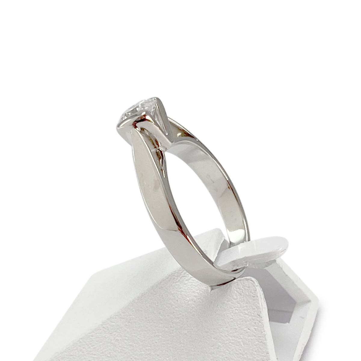 Bague solitaire d'occasion or 750 blanc 0.50 carat