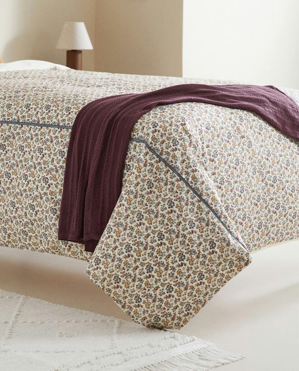 CAPA DE EDREDOM INFANTIL EM TECIDO COM ESTAMPA FLORAL