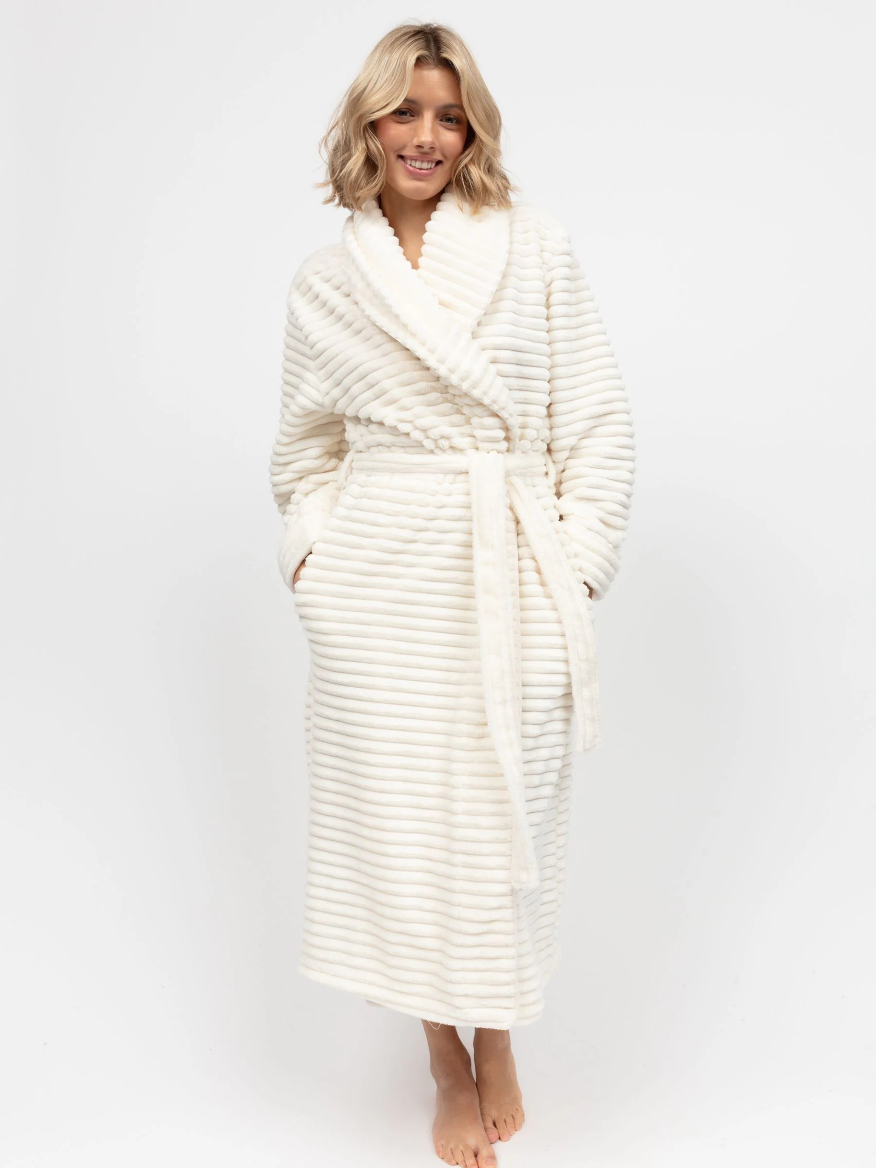 Crème - Cyberjammies Striped Sealskin Fleecy Dressing Gown