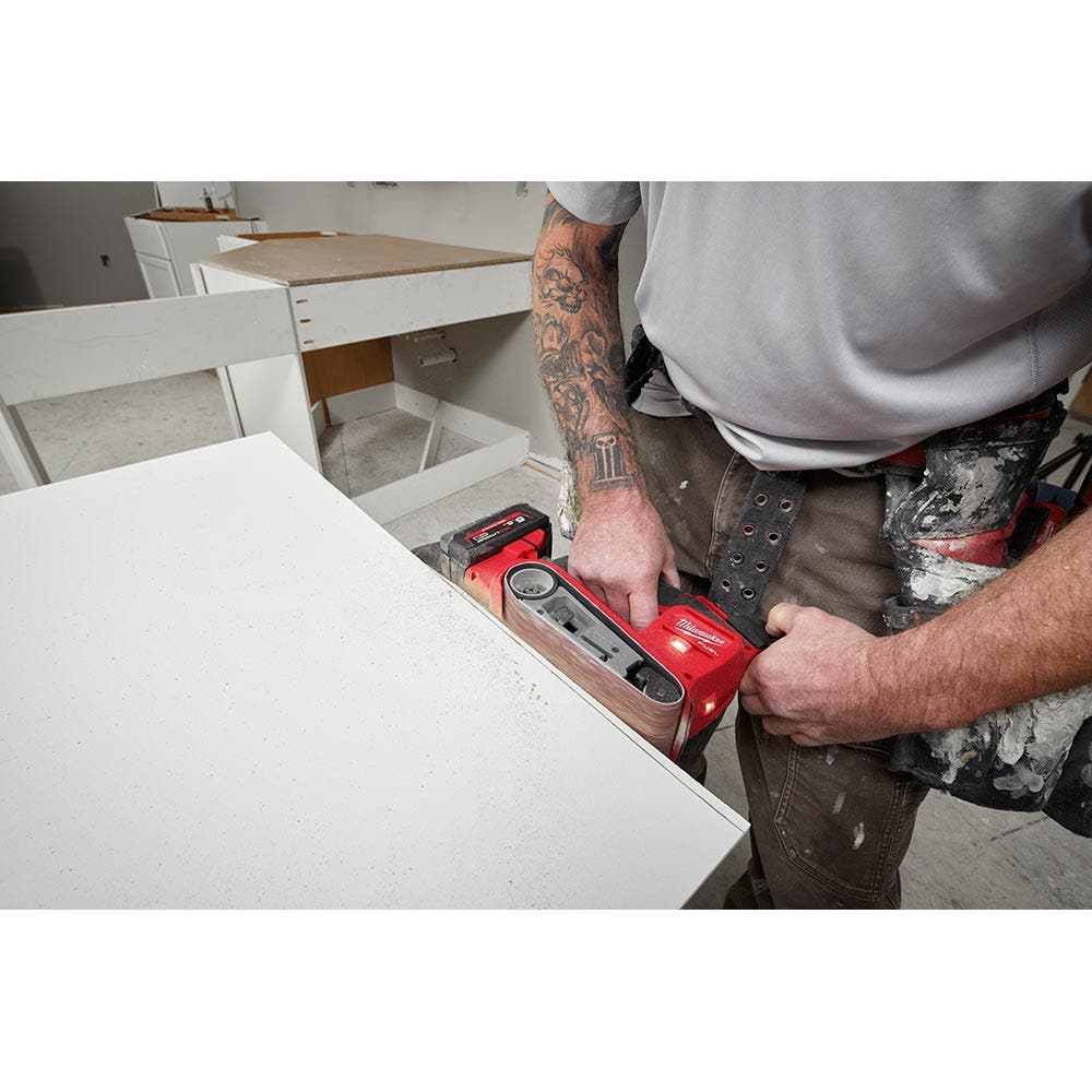 MILWAUKEE 18V FUEL™ Belt Sander Skin M18FBTS750