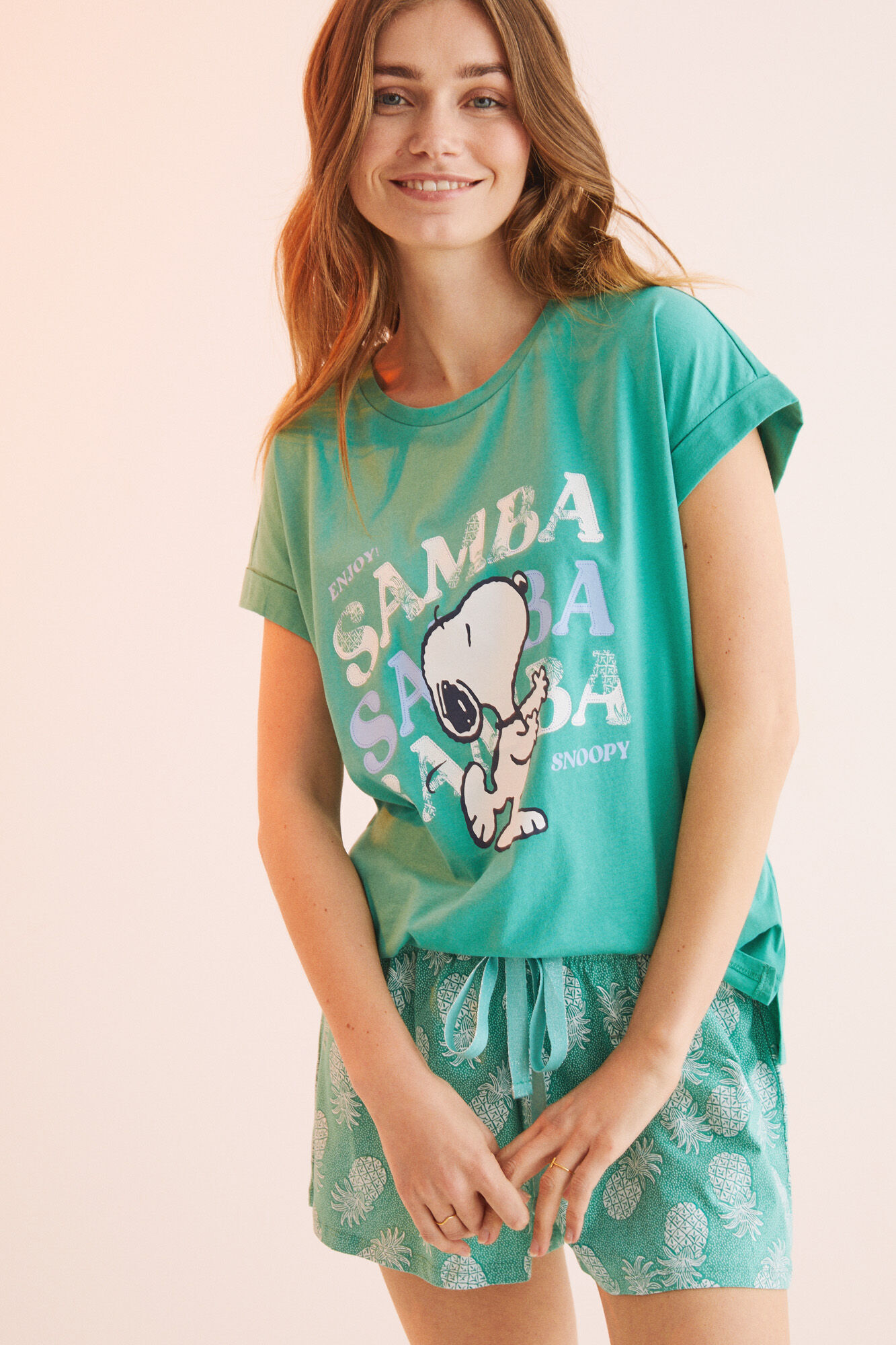 Pijama curto verde do Snoopy, 100% algodão.