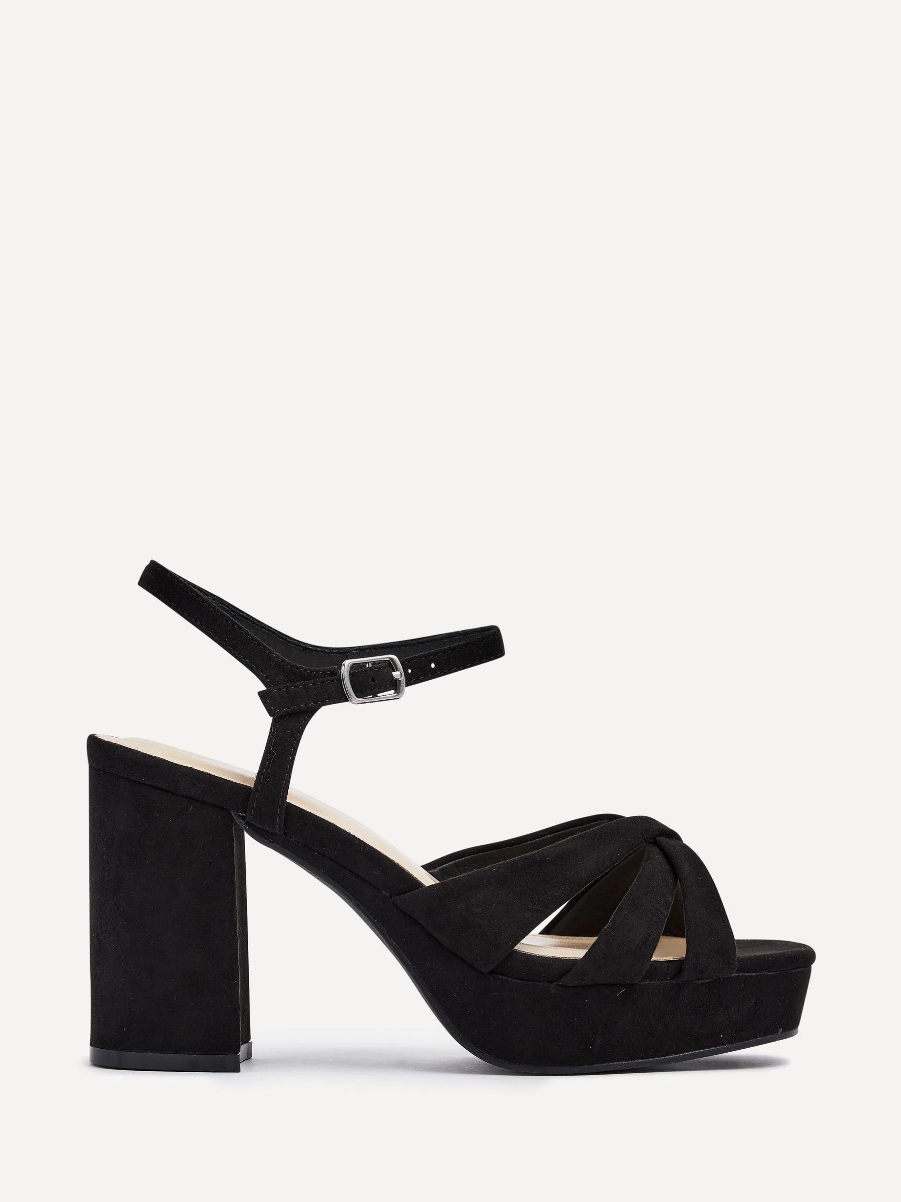 Zwart - Linzi Keliah sandalen met plateauzool, gekruiste bandjes en blokhak