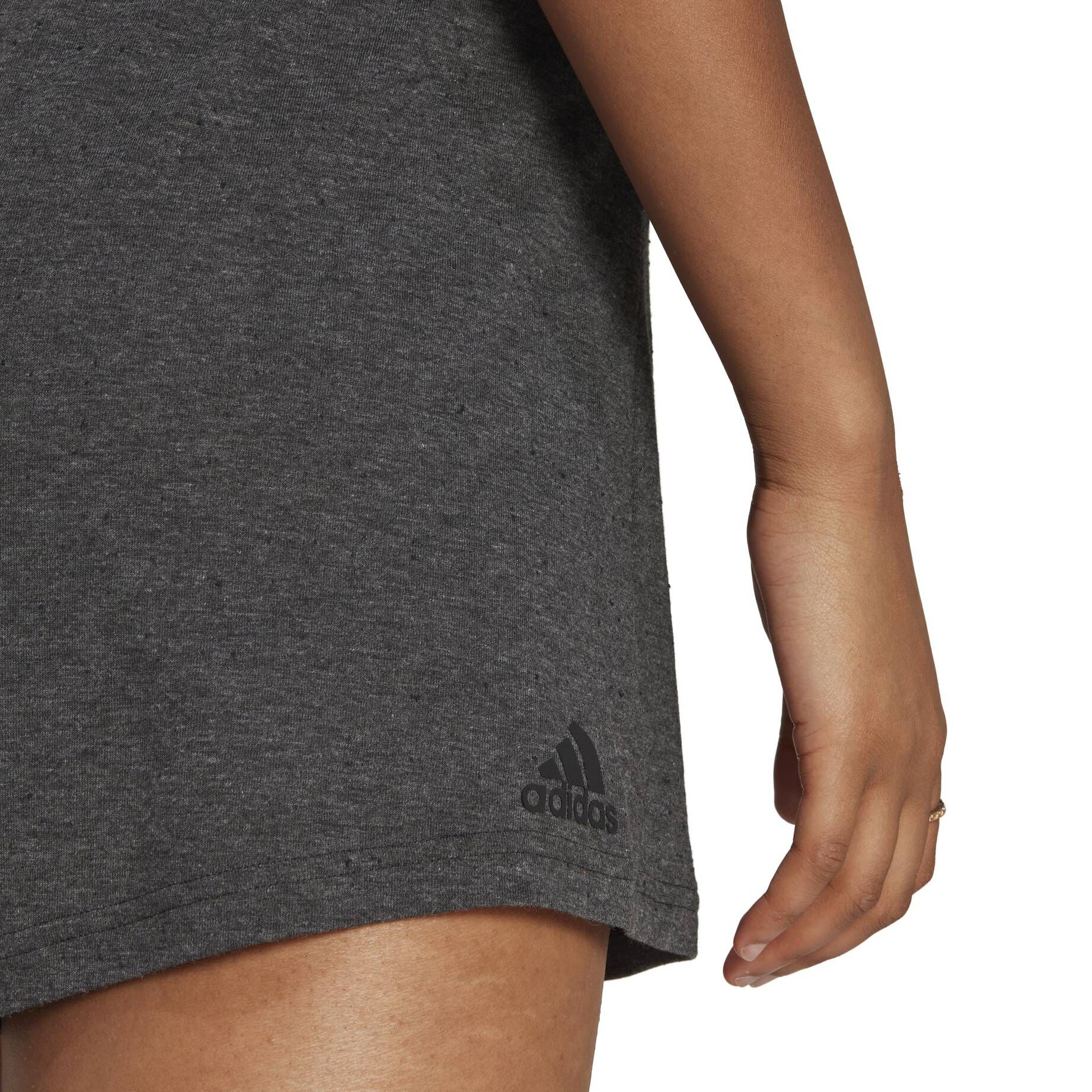 adidas Performance| Damen Sweatshorts FUTURE ICONS WINNERS SHORTS