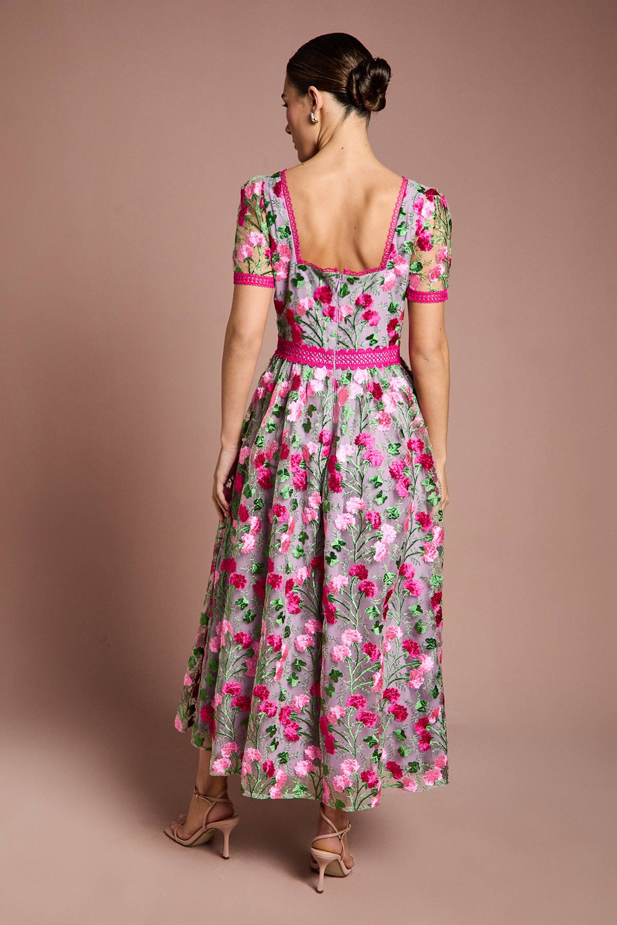 Coast Robe Midi en Maille Brodée avec Détails de Dentelle