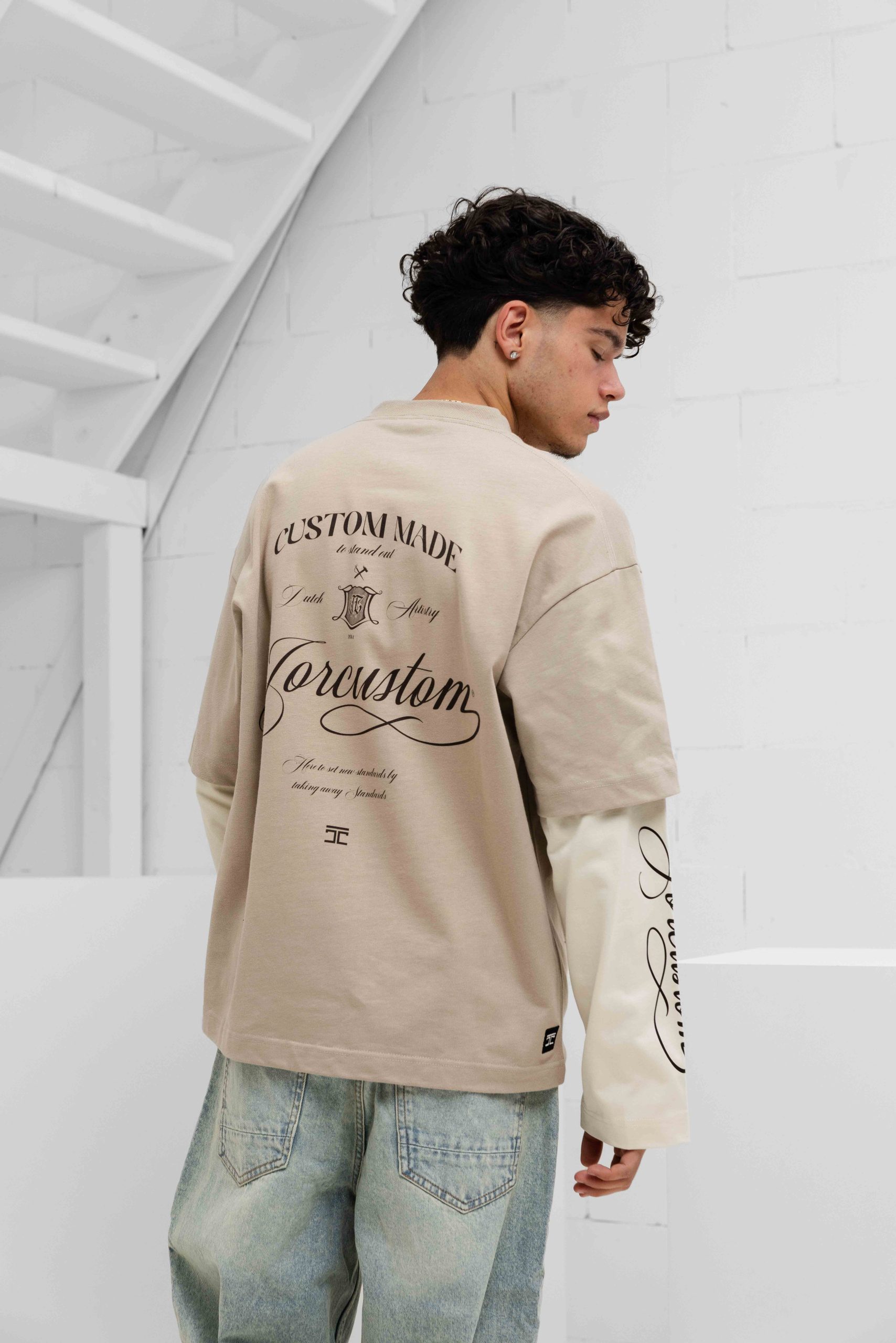 Jorcustom Handscript Double Layered Longsleeve T-Shirt Heren Taupe/Beige