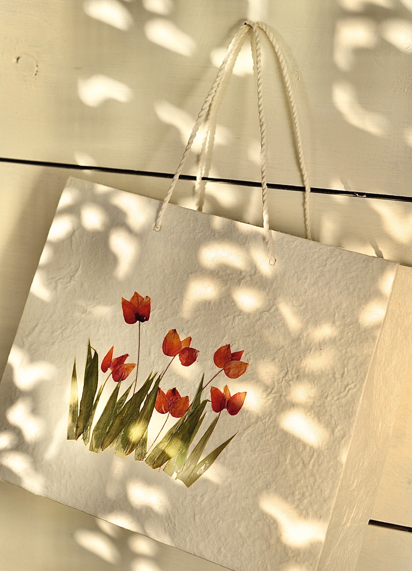 Tasche 'Tulpe', weiß, B 30 cm, H 25 cm, L 10 cm günstig bestellen
