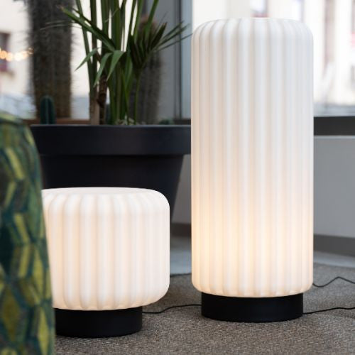 Dentelles Wide XL Lampe mit Kabel und Dimmer - schwarzer Fuss