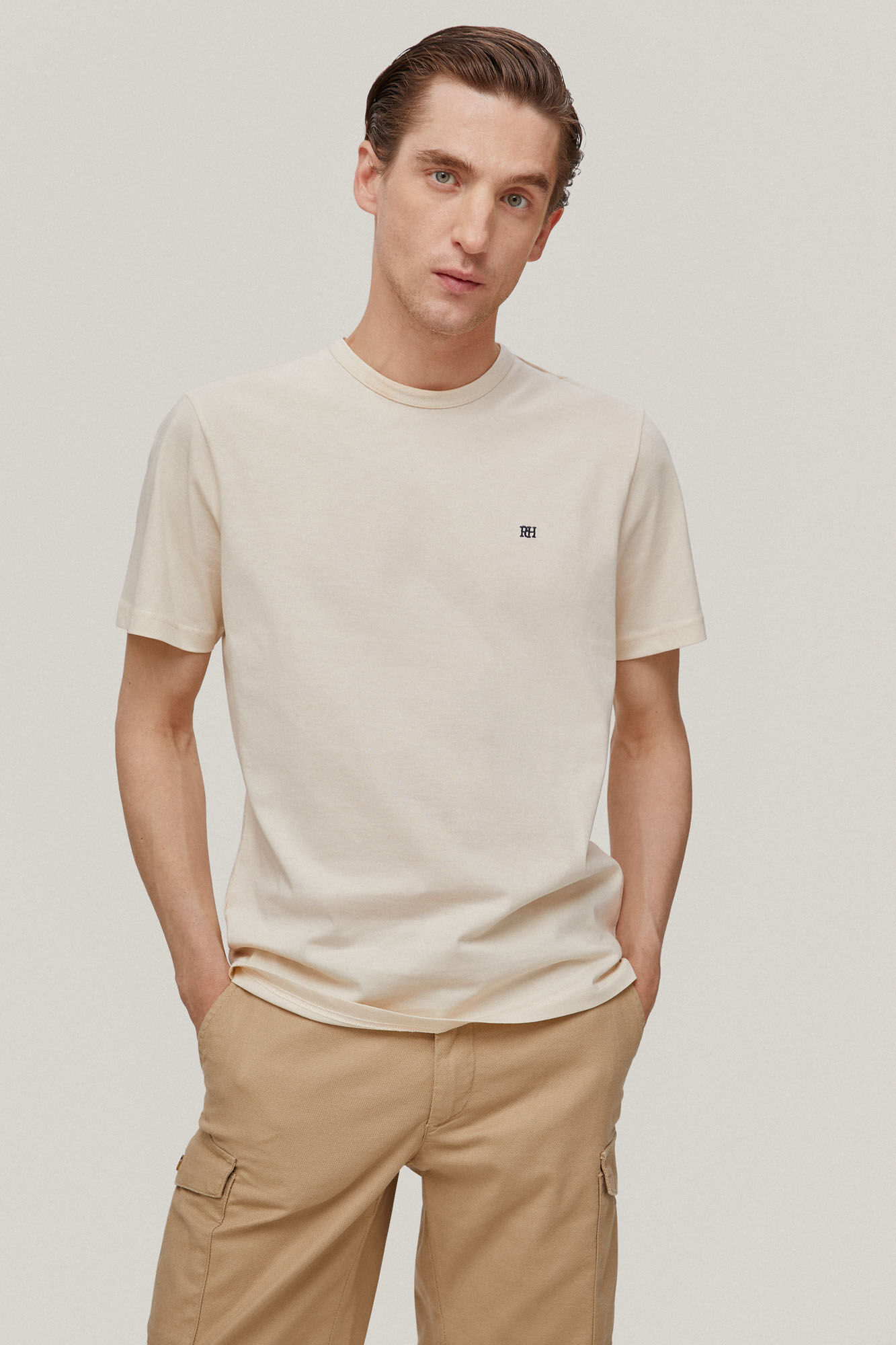 Camiseta básica - Marrom