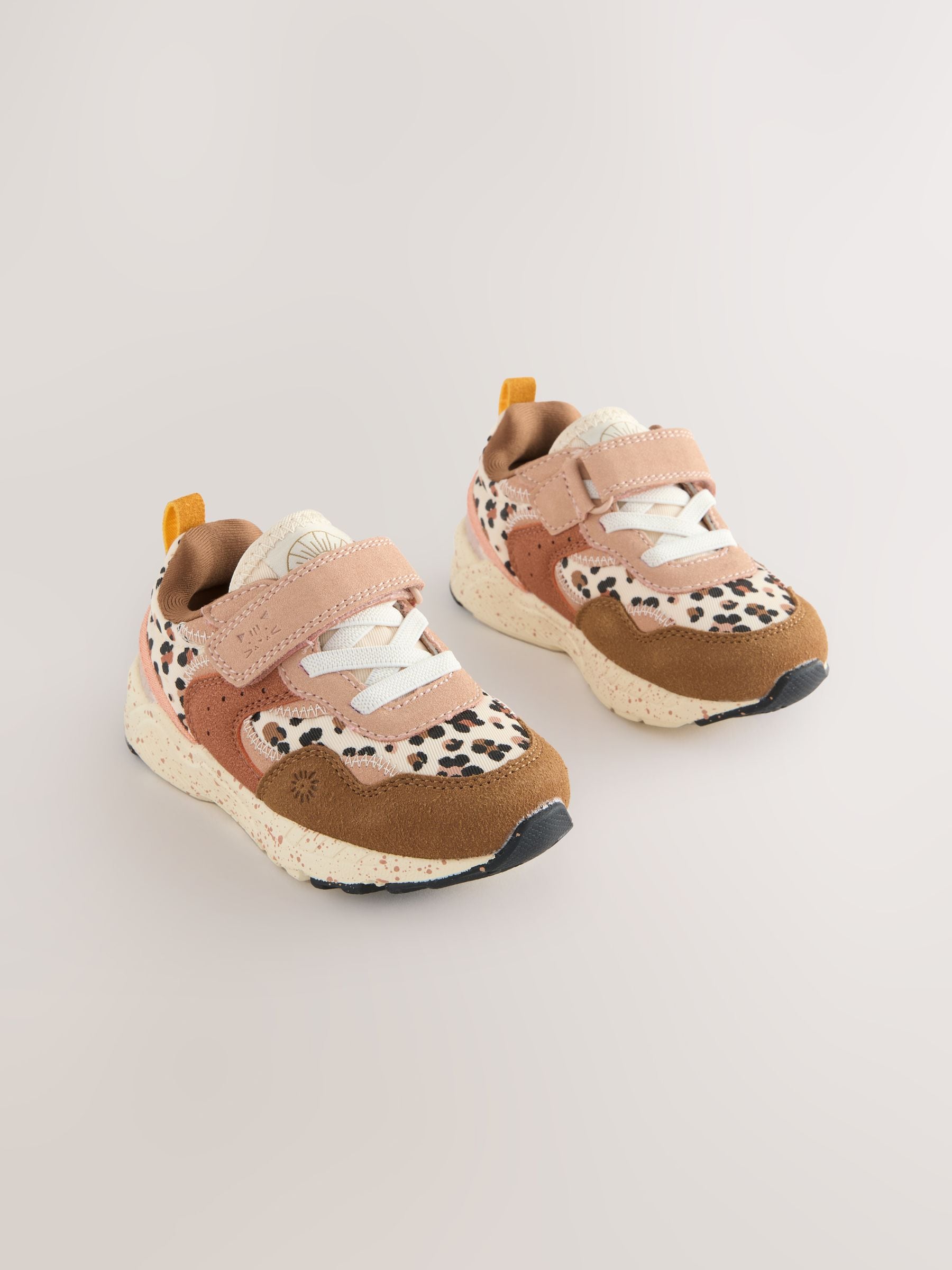Neutraal met dieren - Sneakers met elastische veters en klittenbandsluiting
