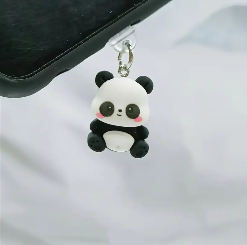 (2er Set) USB C Anhänger Anti Staub Acryl Schutzstecker Anschlusskappen für Smartphones - Panda