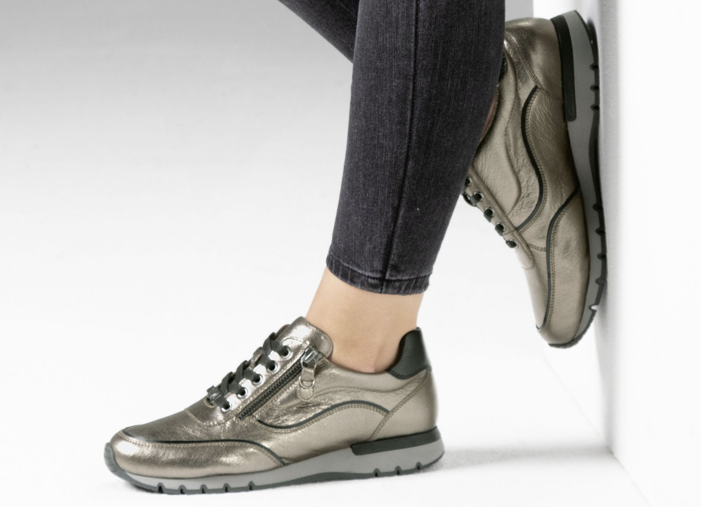 Caprice Schnürschuh mit praktischem Seitenreißverschluss