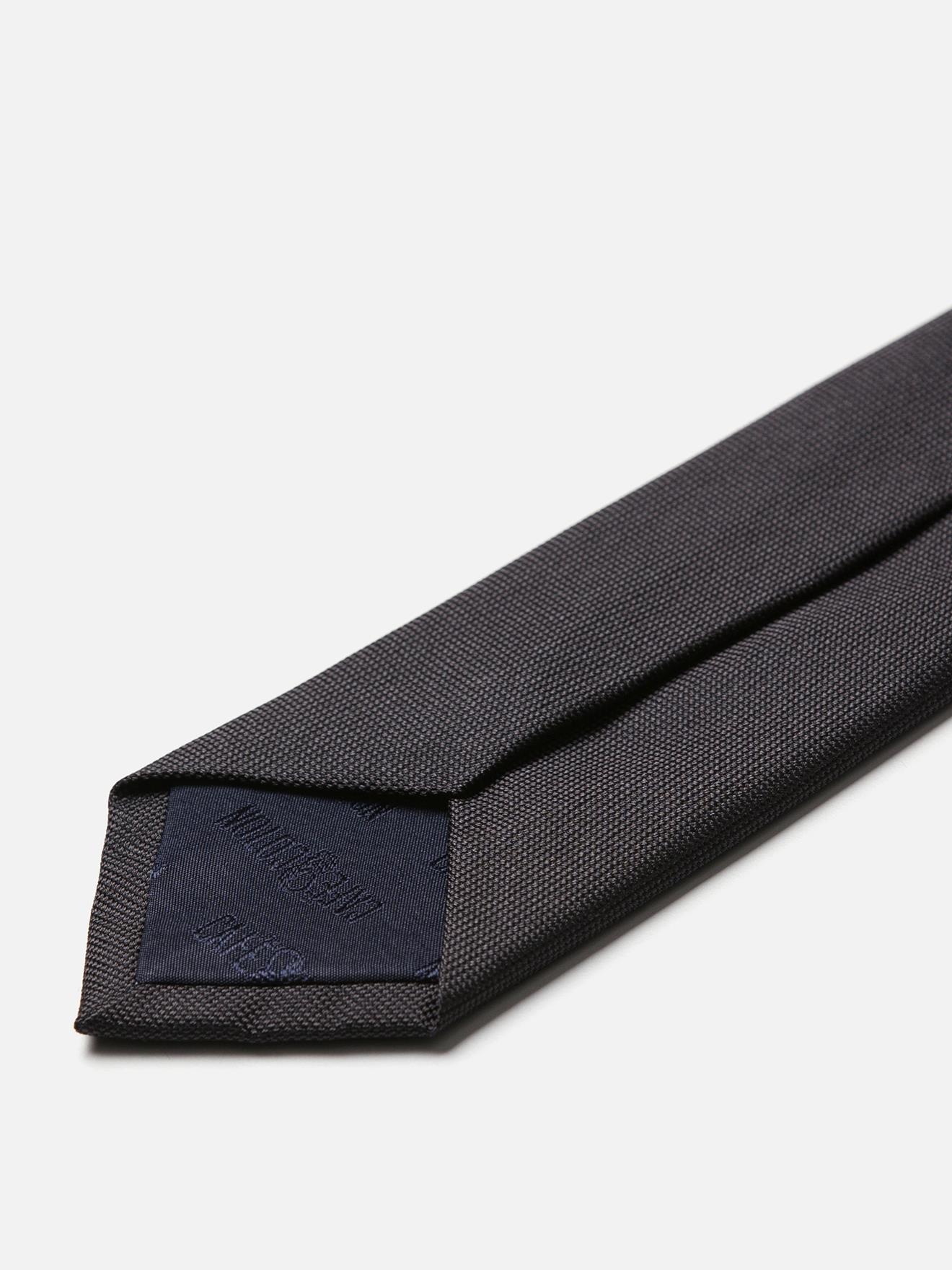 Cravate slim en micro natté de soie anthracite