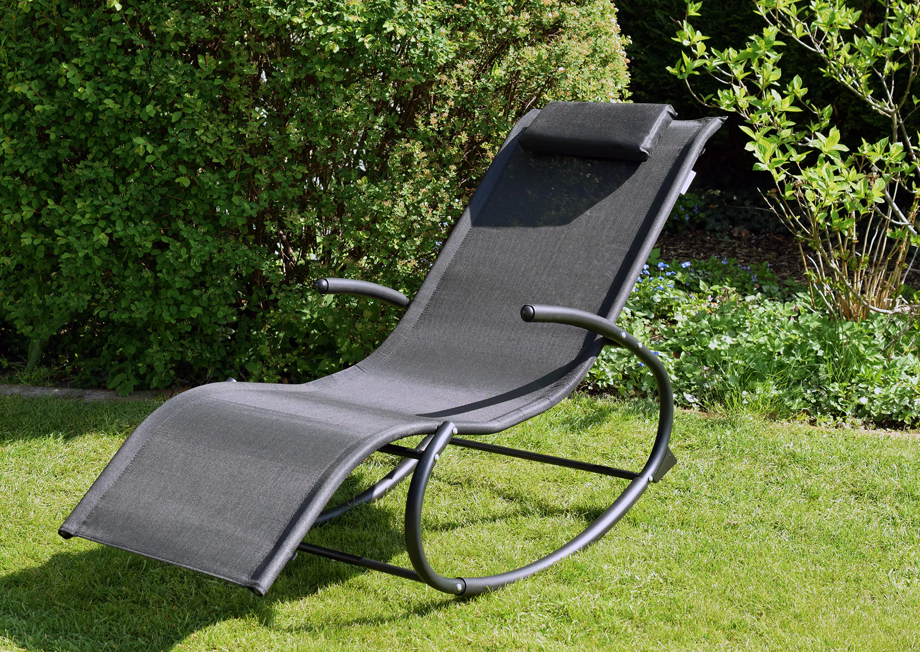 CHILLROI® Schaukelgartenstuhl schwarz Gartenliege Liegestuhl Sonnenliege