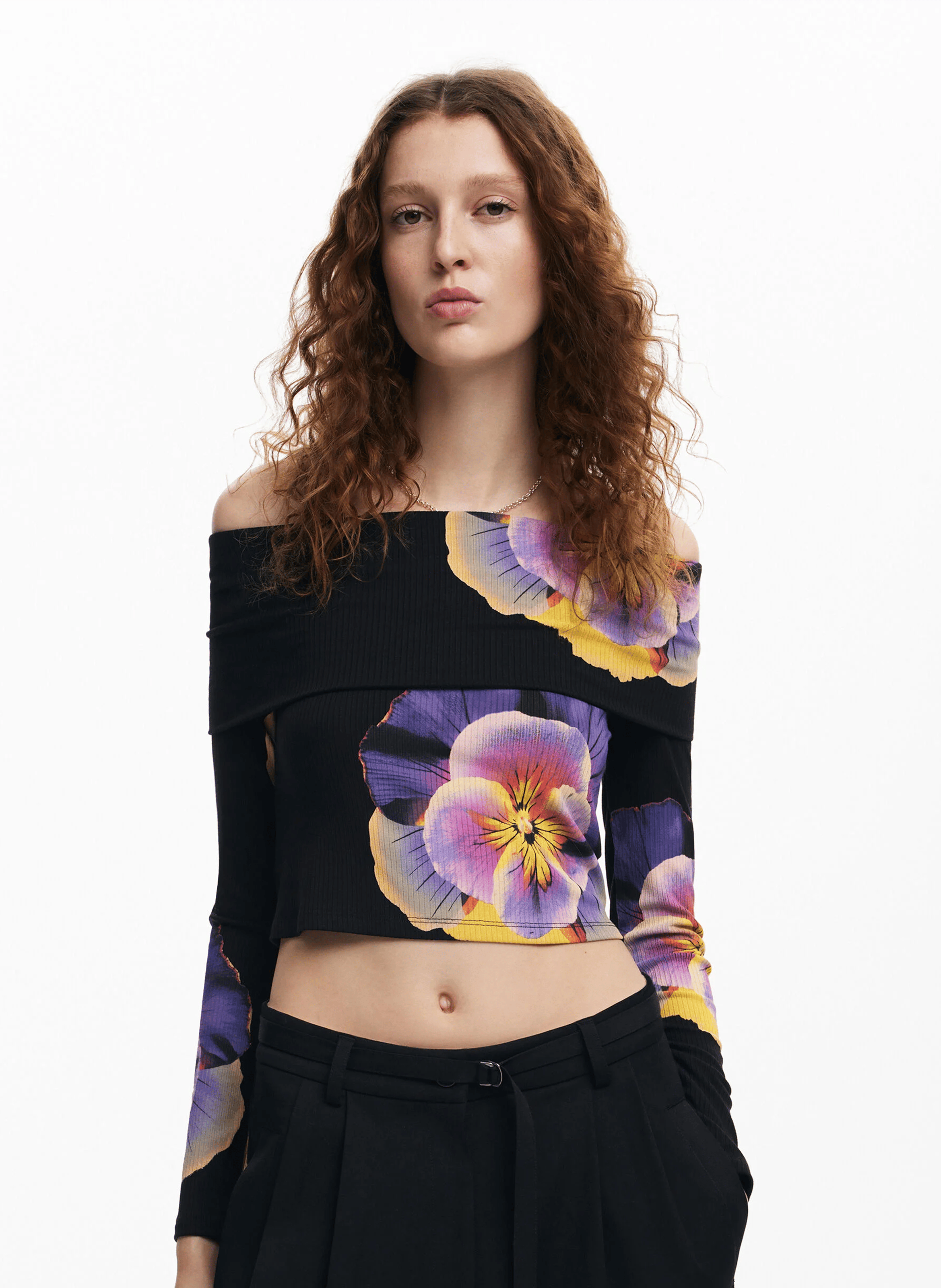 Tee-shirt col bardot imprimé| Noir