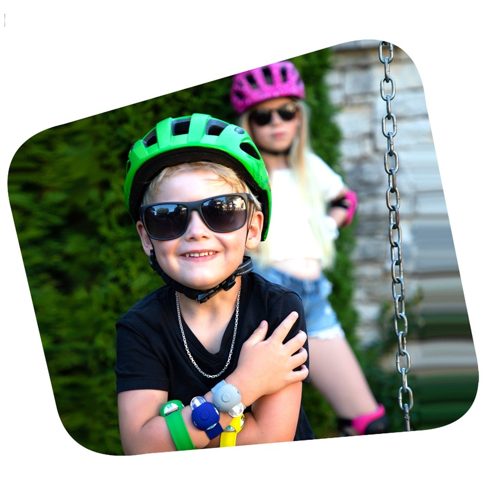 Crazy Safety - Cykelhjelm til børn 6-12 år - Hvide striber (54-58 cm)
