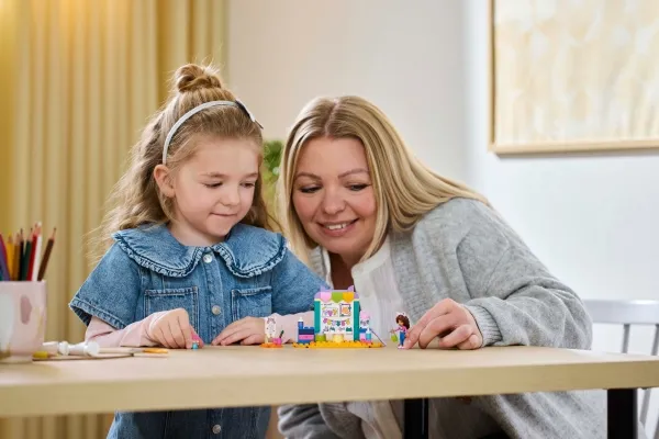 LEGO Gabby's Dollhouse 10795 Kreatid med Æskebarn