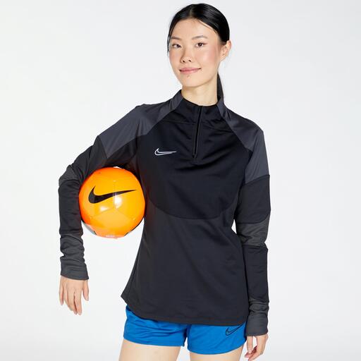 Nike Academy 21