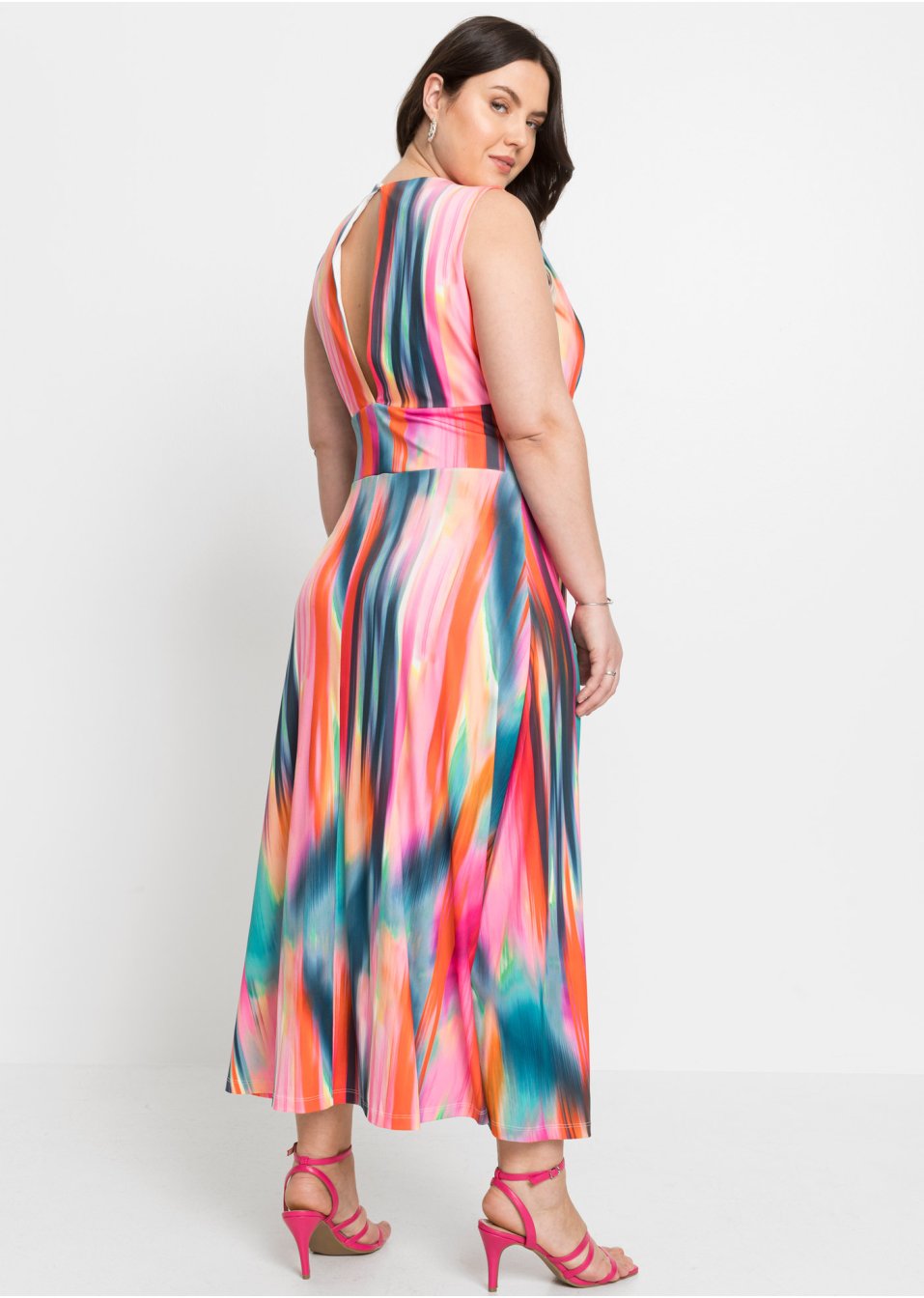Robe avec dos ouvert