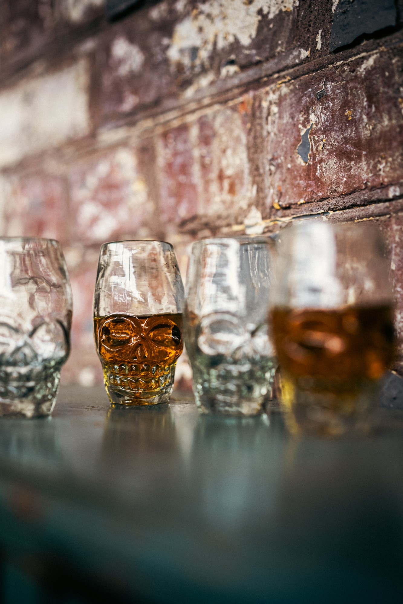Tequila-Glas 'Totenkopf', H 9 cm, B 4 cm, L 5 cm zu 11,00