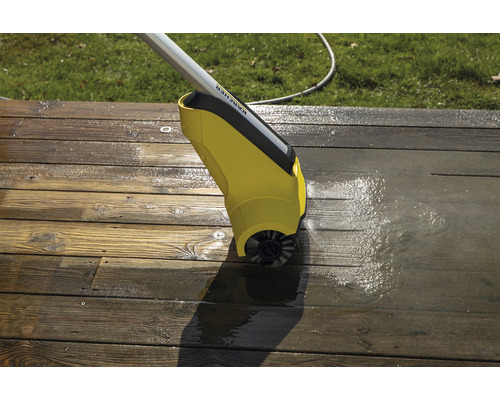 Kärcher PCL 4 terrasreiniger met 2 borstelrollen en 2 watersproeiers