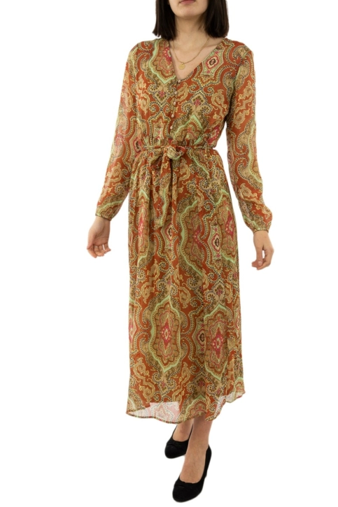 robe only mary life hot sauce