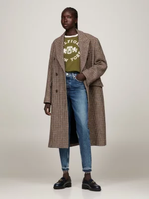 Calça jeans Gramercy de cintura alta, corte afunilado e barra desfiada.