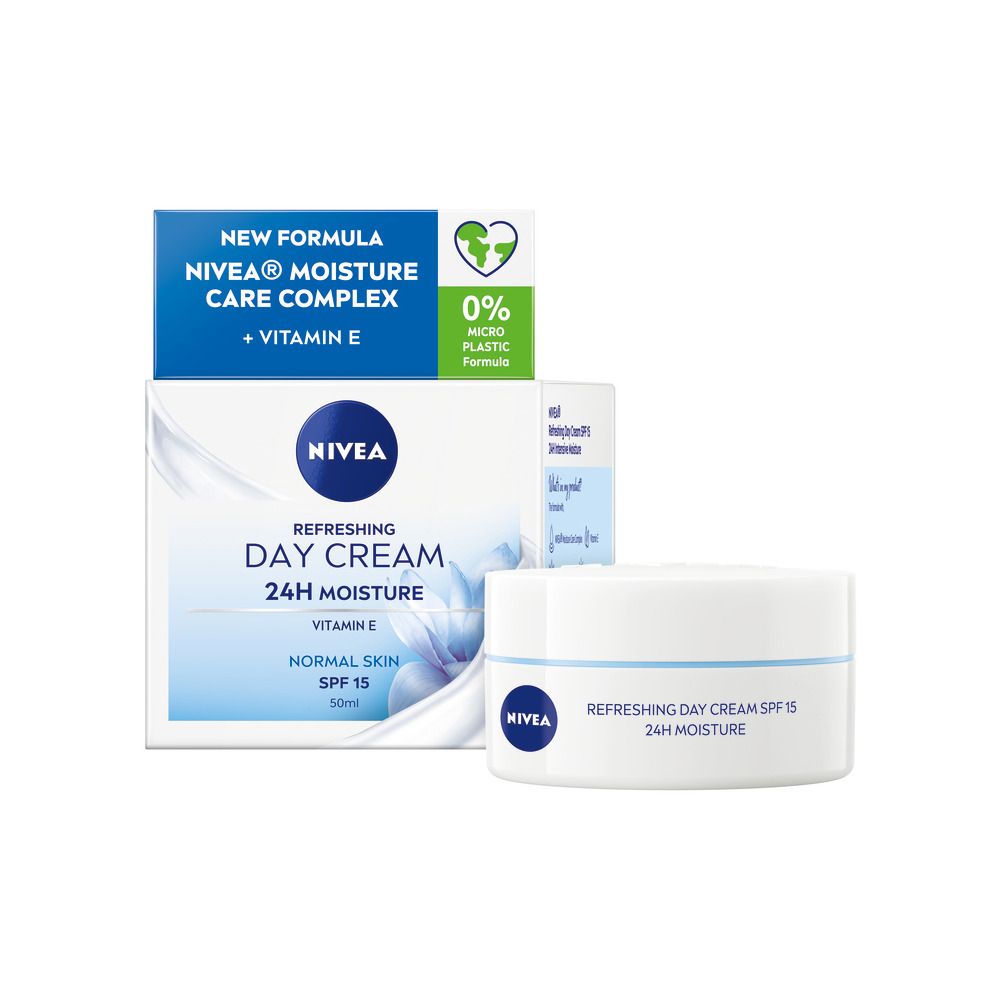 Nivea Refreshing Day Cream SPF15 - 50 ml.