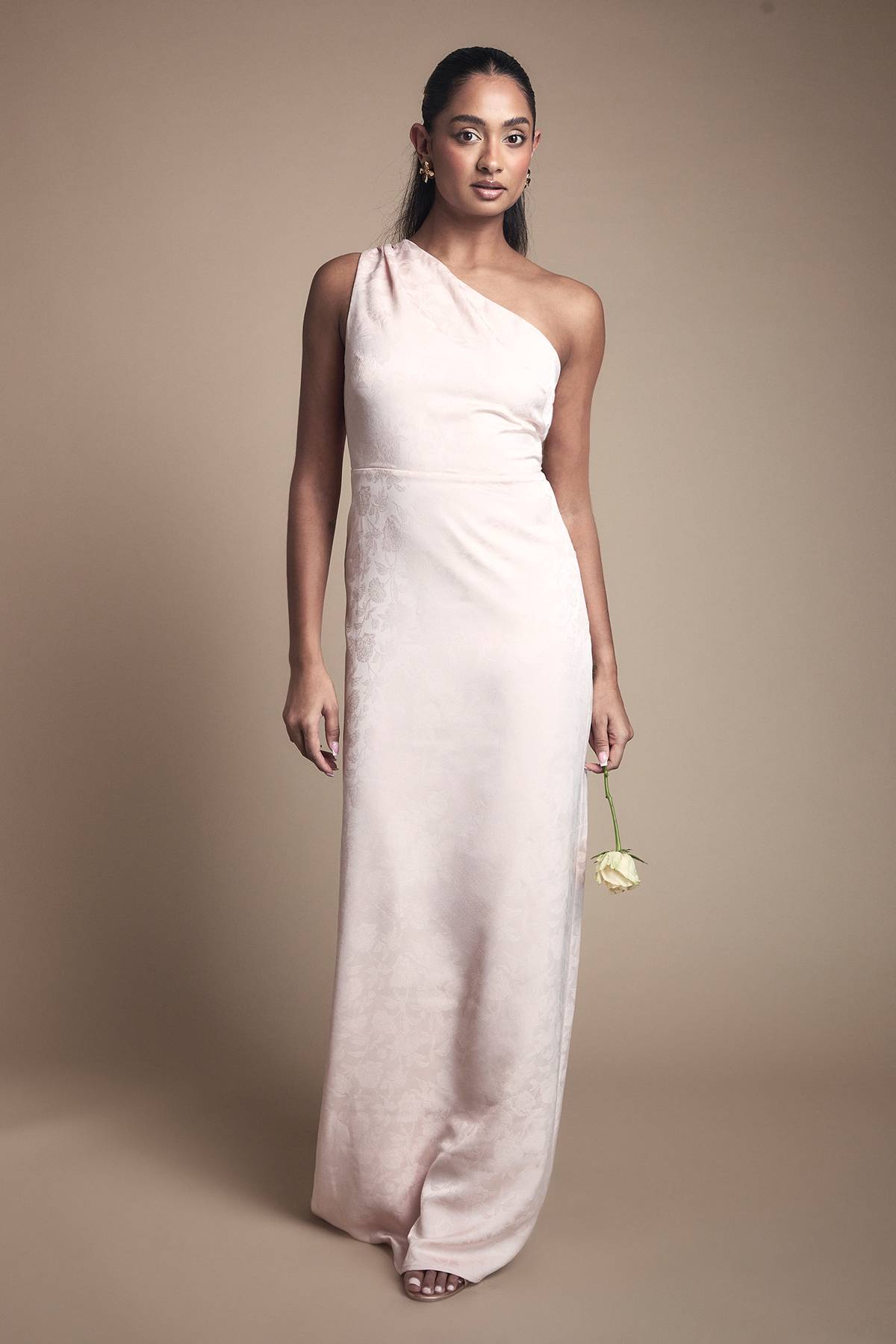 Oasis Robe Longue De Demoiselle D'honneur En Satin Jacquard À Une Épaule