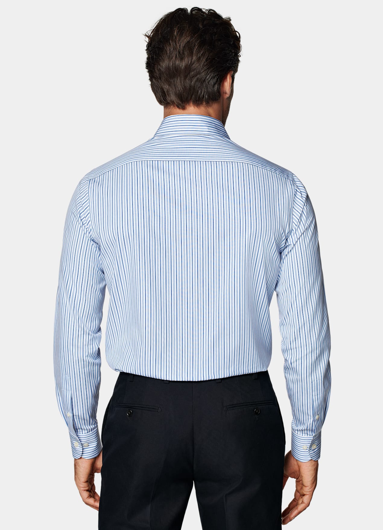 Chemise coupe ajustée en popeline bleue à rayures