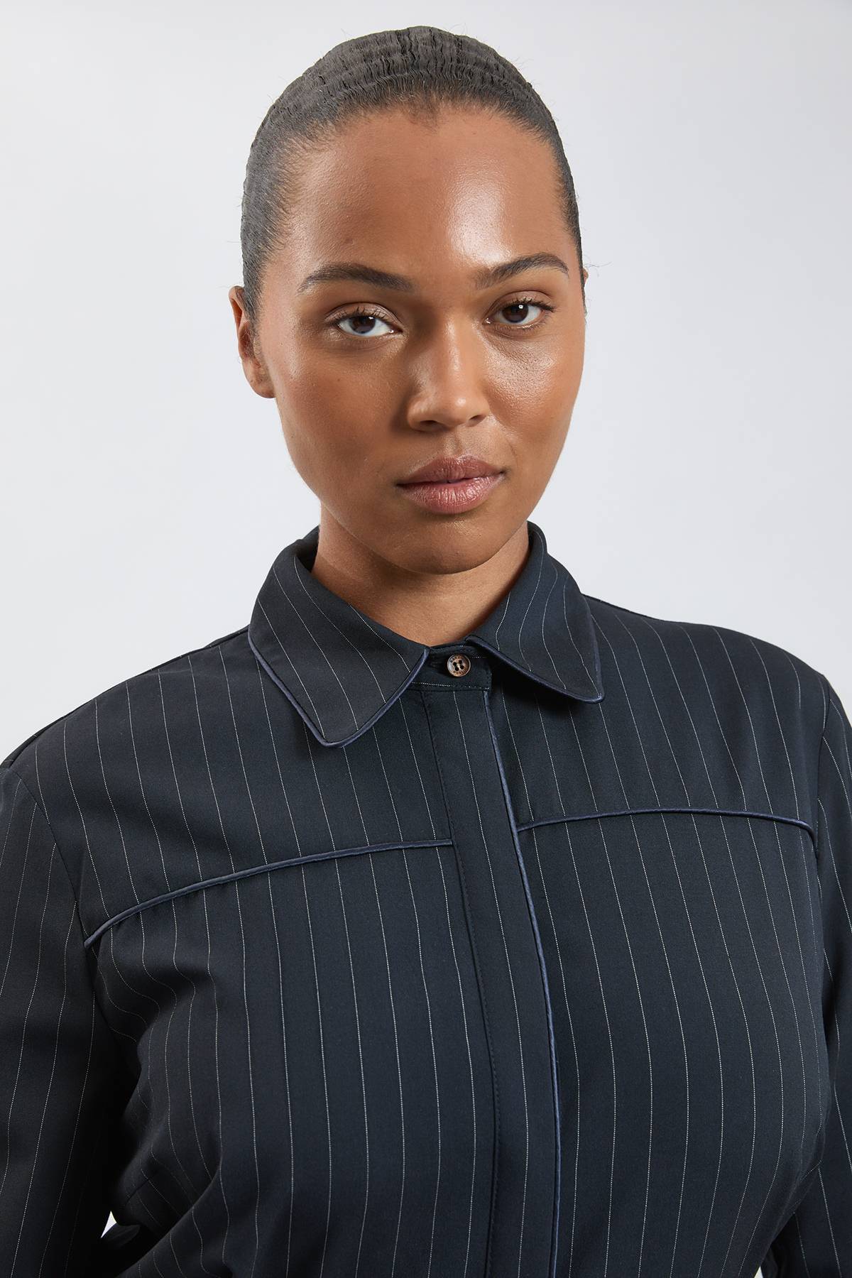 KarenMillen Robe Maxi Grande Taille À Rayures Fines Et Col Tailleur