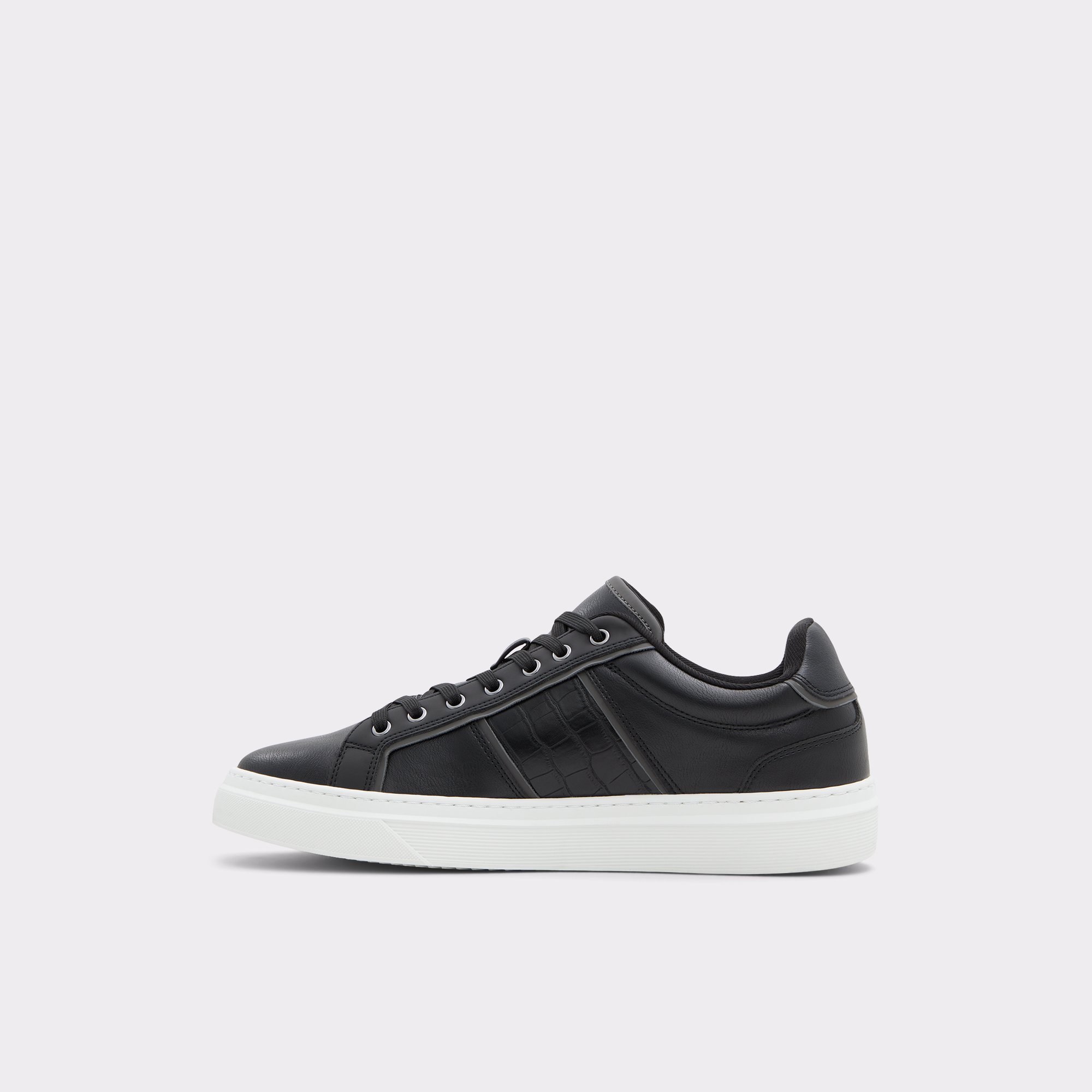 Courtline Black Synthetic Mixed Material Men Low top