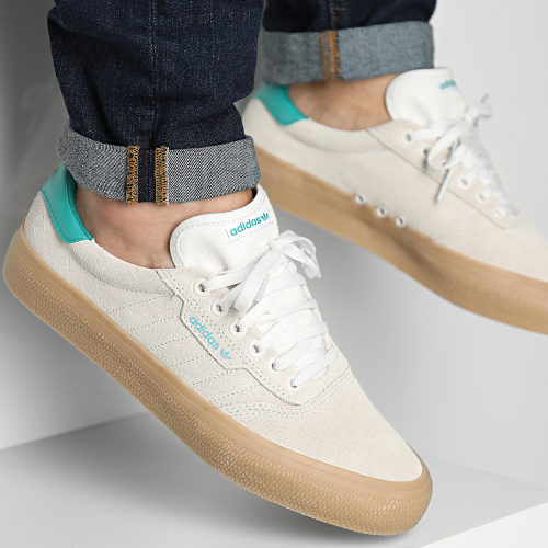Baskets 3MC EF8443 Cloud White Glendale Green Gum 4