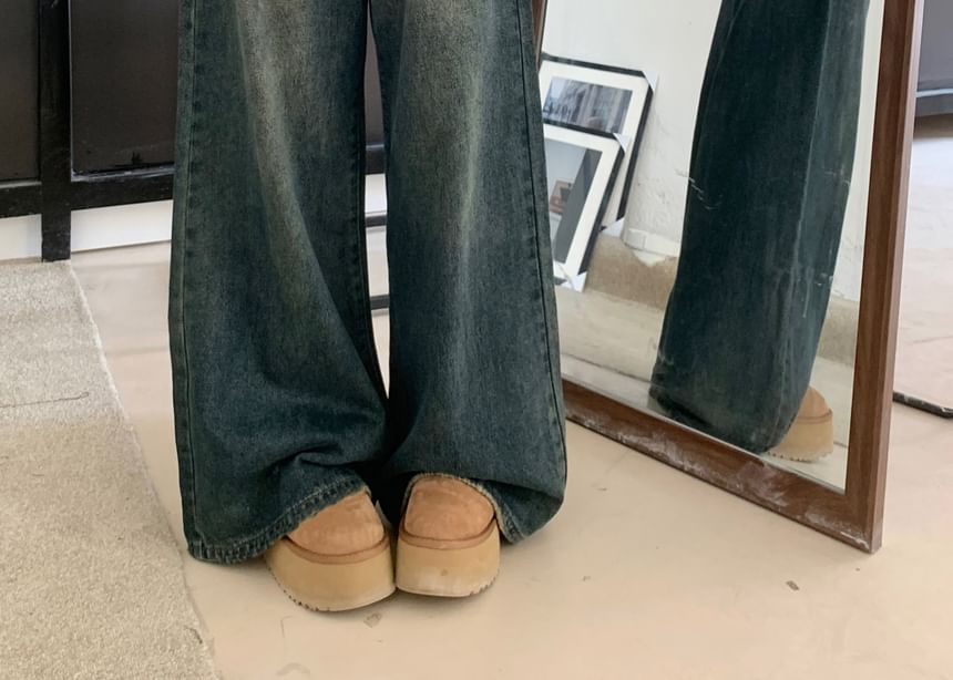 KUMI - Mid Rise Washed Wide Leg Jeans