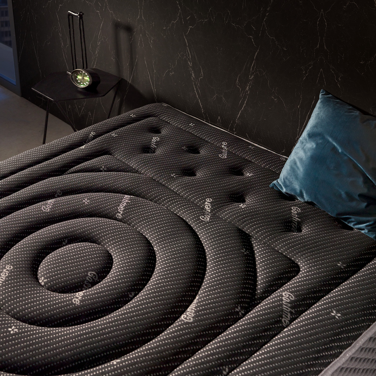 Premium Black Multizone Mattress