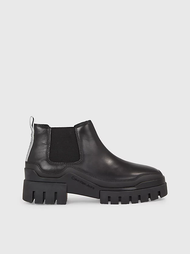 botas de couro até o tornozelo