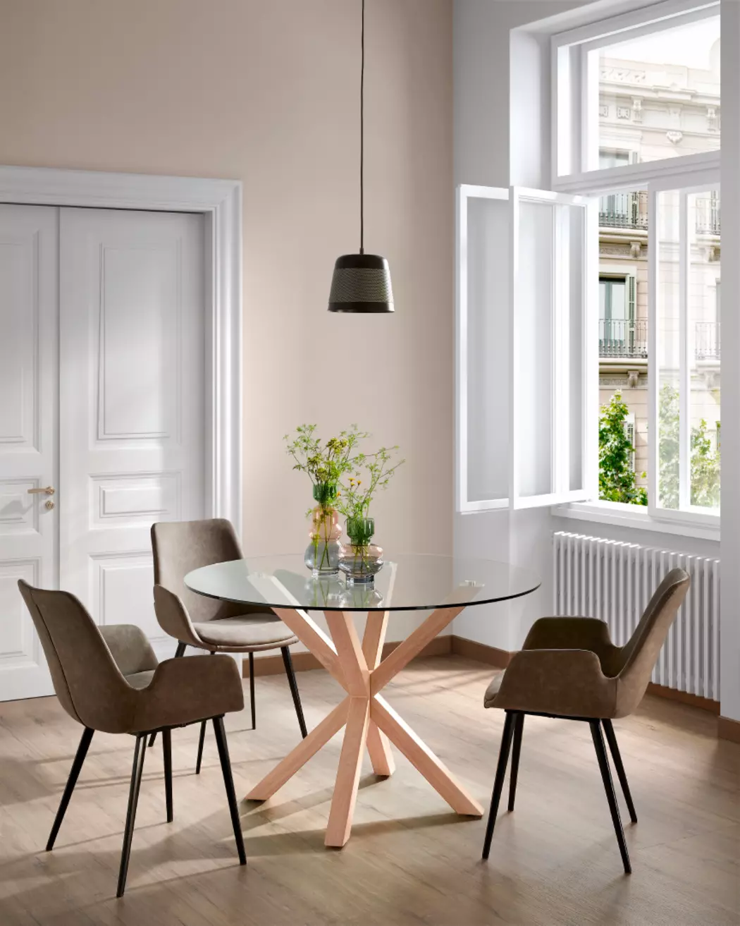 Esstisch Arya Ø 119 cm