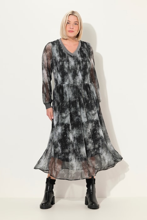 Smok-Midikleid, Batikmuster, V-Ausschnitt, Langarm