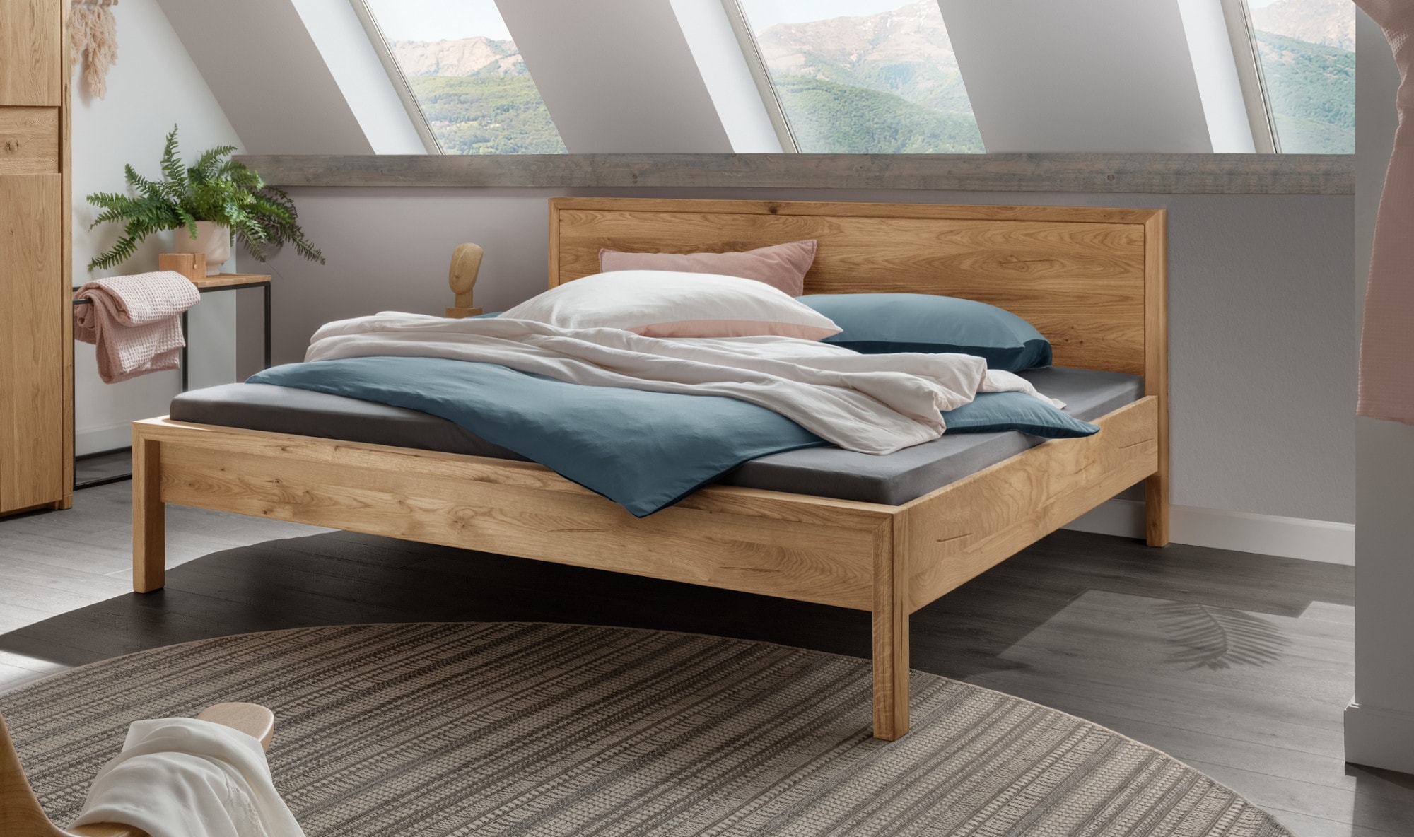 Home affaire Massivholzbett »Huven Doppelbett, Holzbett« in 4 Breiten, Einlasstiefe 16 oder 20cm, niedrige Fusshöhe, 1 Stk. tlg. Massivholz, Skandinavisches Design, Robust, stabil, FSC zertifiziert