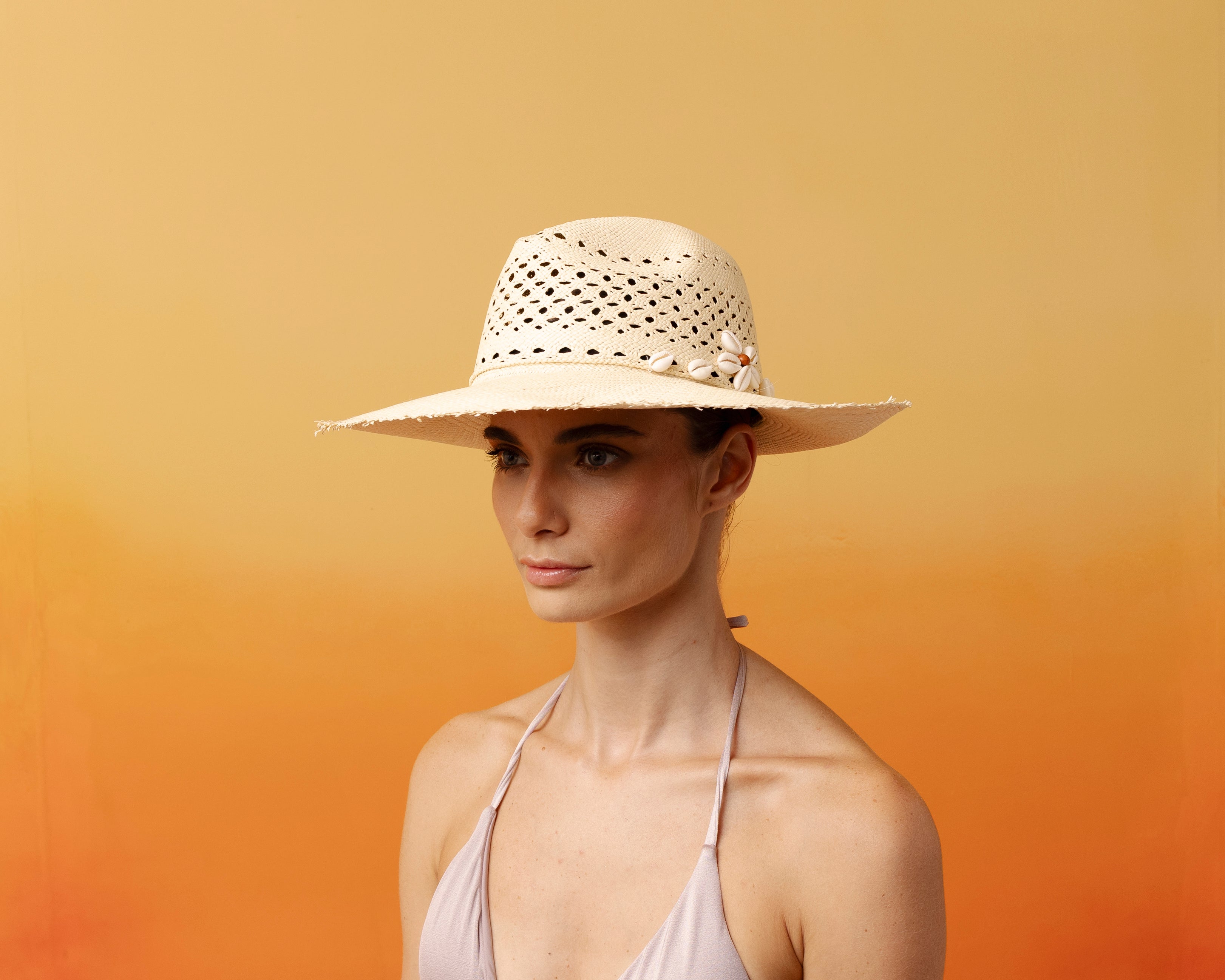 Chapeau Panama à tissage ouvert et à longs bords