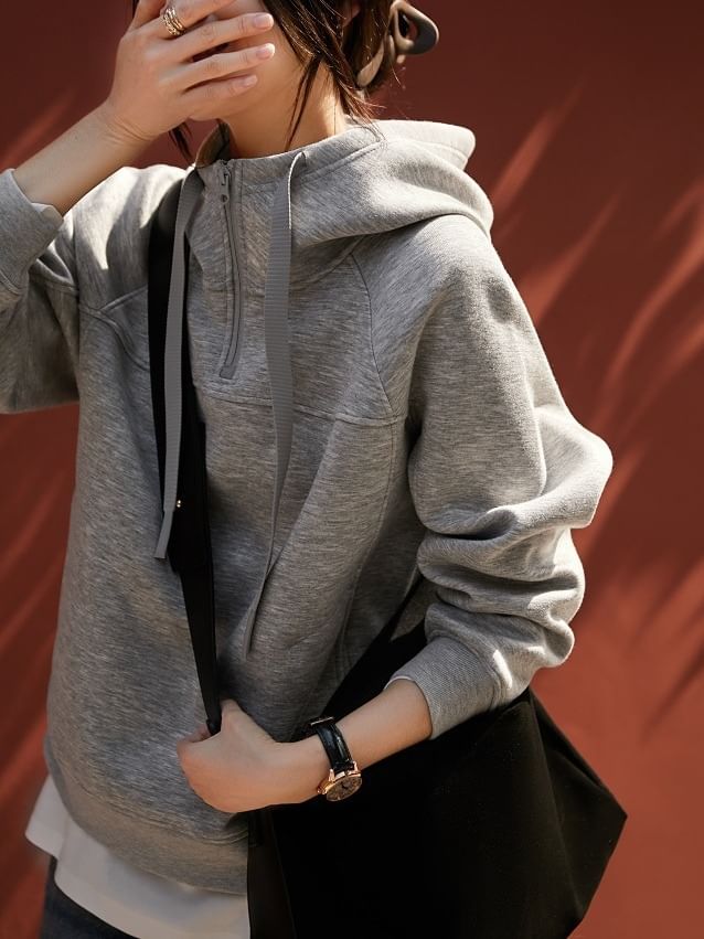 Kwuartz - Effen hoodie met halve rits